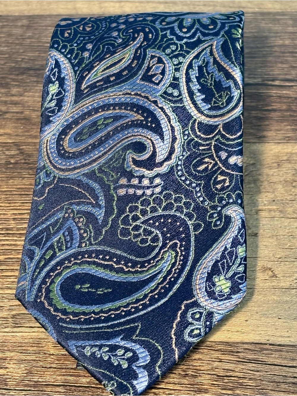 XMI Platinum 3 1/2” Silk Tie